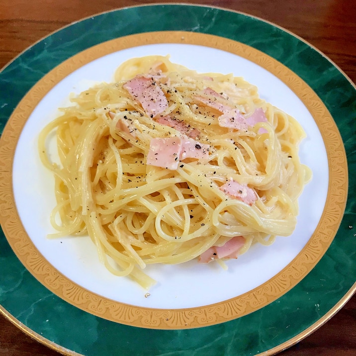 ハムと牛乳で作るカルボナーラ レシピ 作り方 By 水玉模様 楽天レシピ